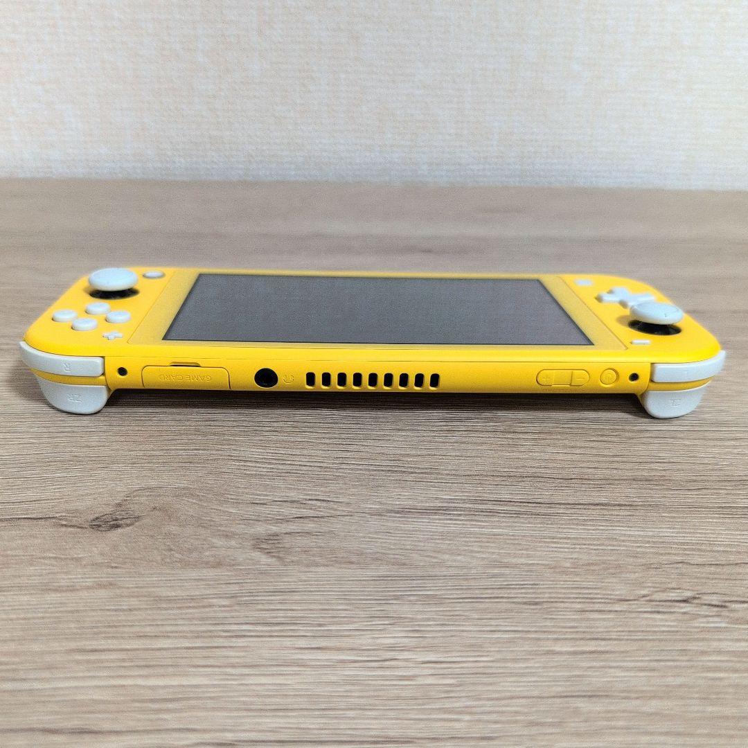 ＊*ん様 Nintendo Switch Lite イエロー 本体 ケース付き