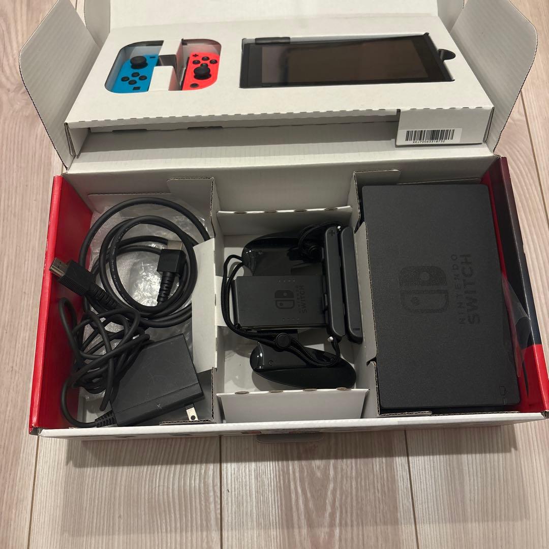 Nintendo Switch [ネオンブルー/ネオンレッド]