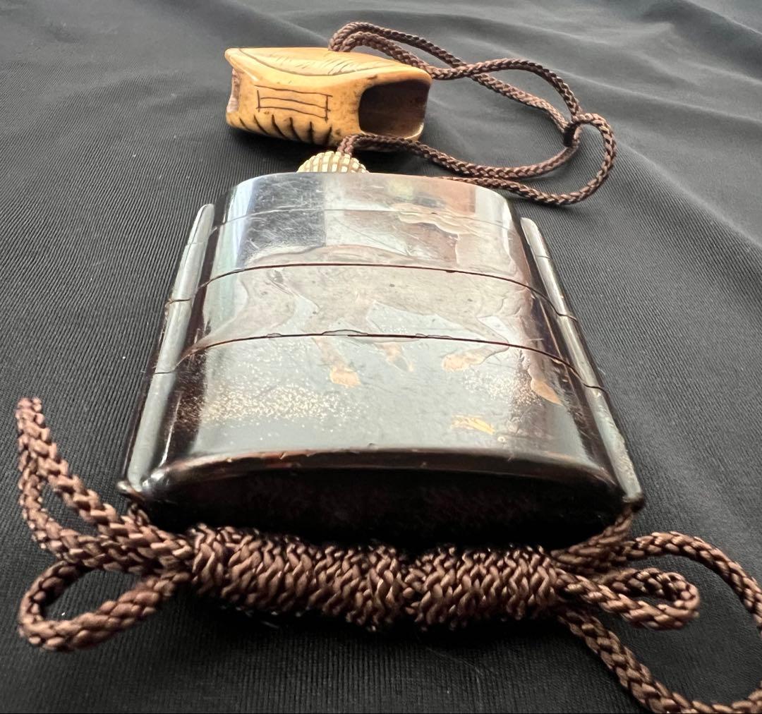 年代物 蒔絵印籠 根付 四段 馬 古美術 アンティーク 骨董品 工芸品