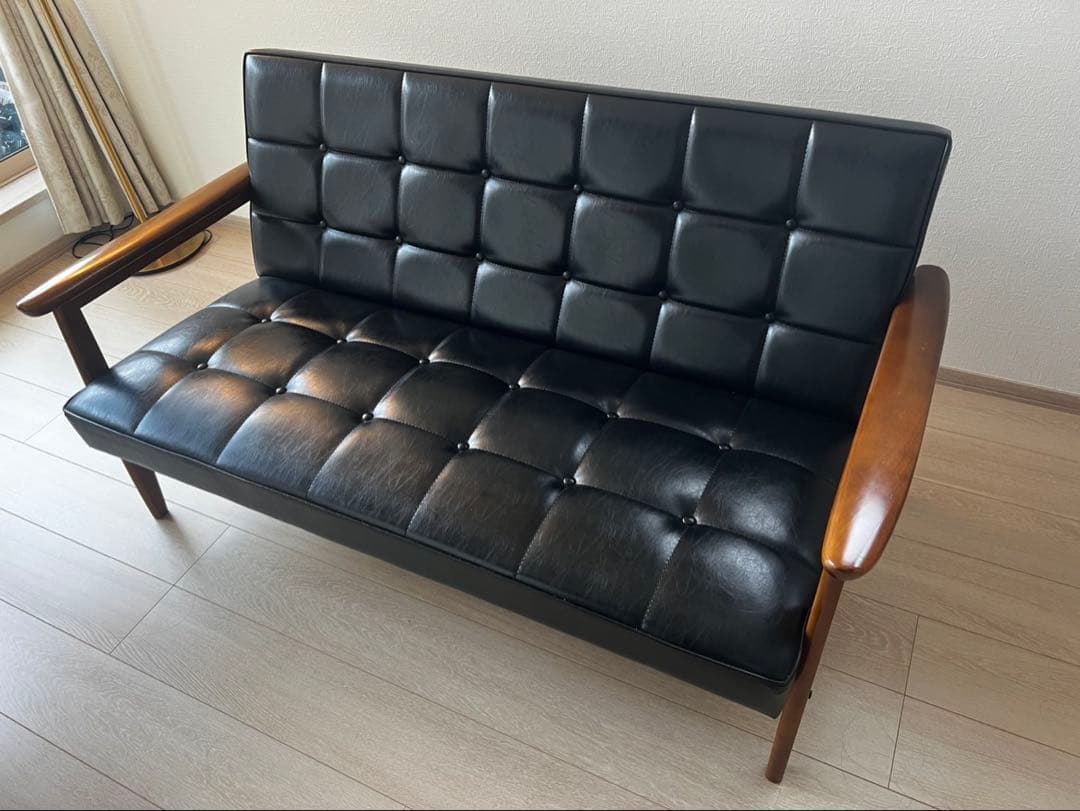 美品⭐︎カリモク60 Kチェア 2シーター ウォールナット スタンダード ブラック