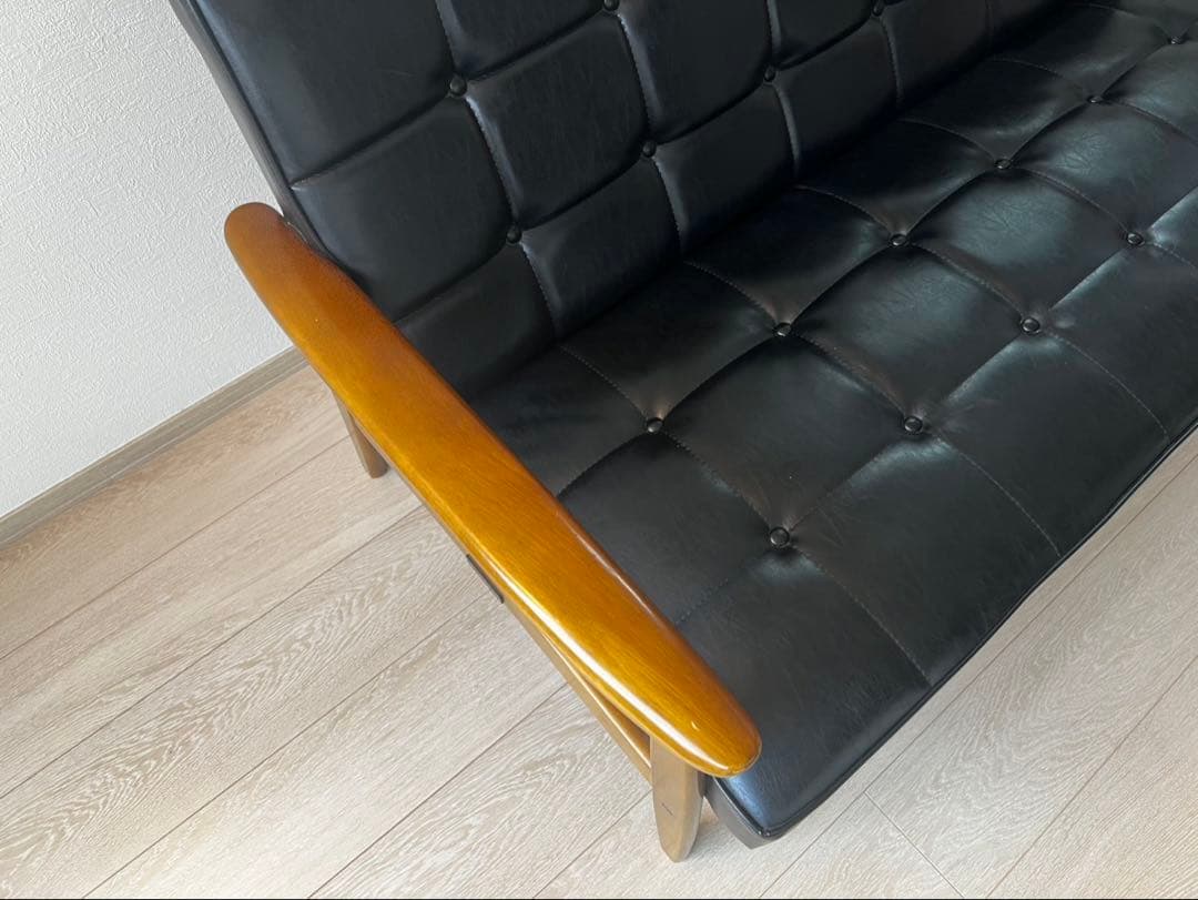 美品⭐︎カリモク60 Kチェア 2シーター ウォールナット スタンダード ブラック