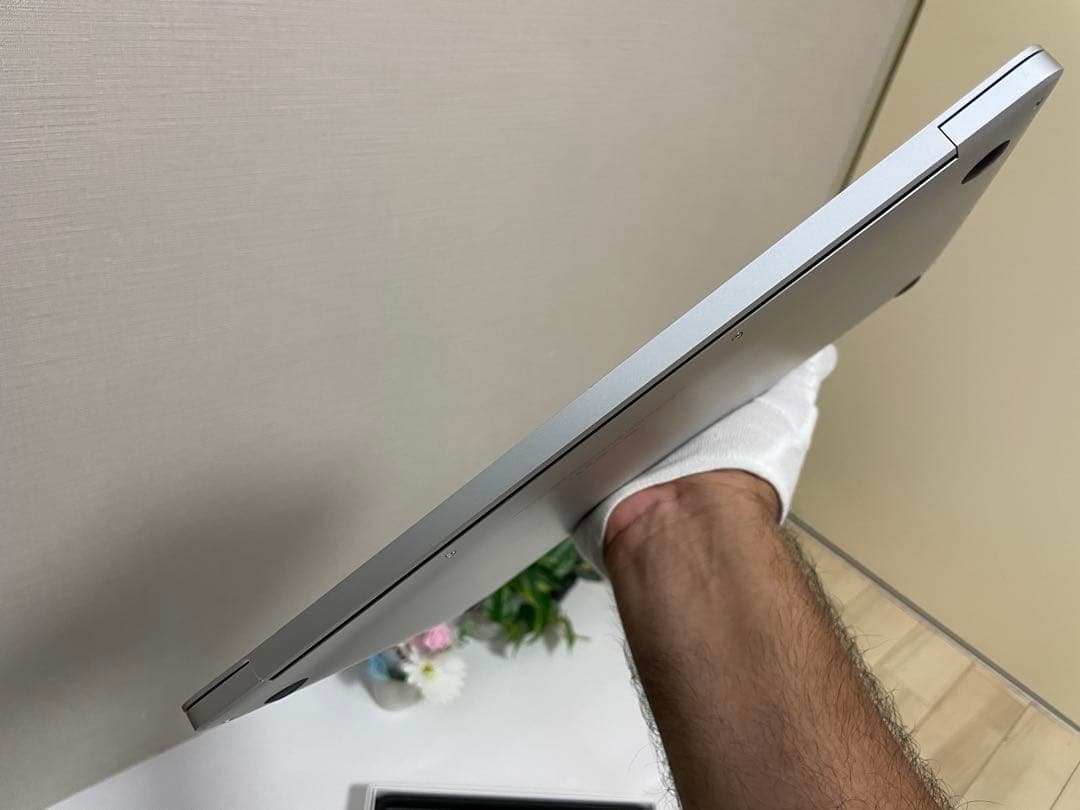 MacBook Air 13.3インチ 充電器付き