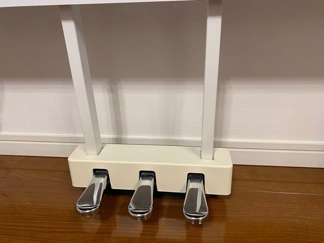 【値下不可】YAMAHA 電子ピアノP-121と専用スタンド・専用ペダルのセット