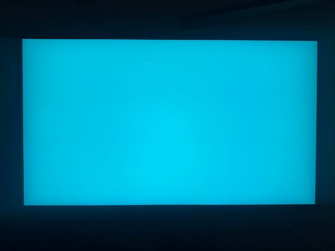 LG 4k 27UL500-W 27インチ　無スタッド