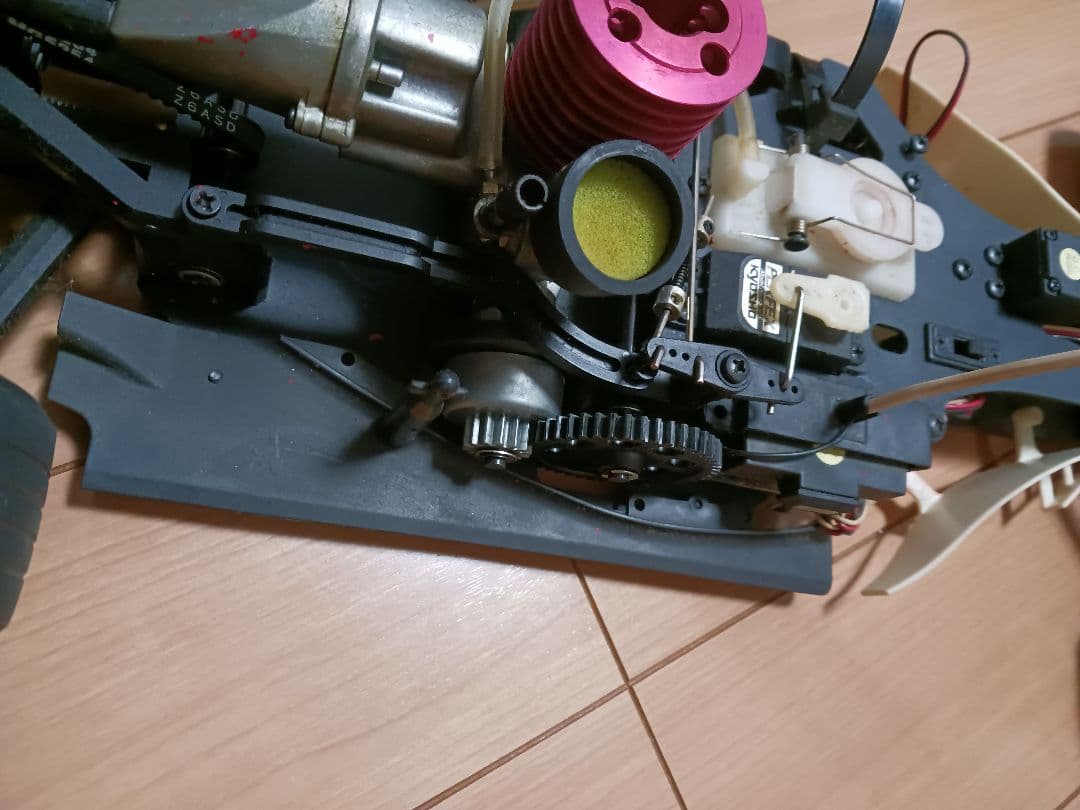 ディアゴスティーニ　フェラーリ　 エンジン ラジコンカー