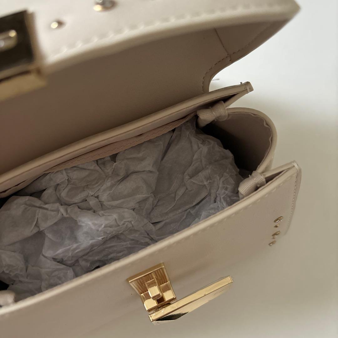 CELFORD リュタン ビジュースタッズポシェット IVR