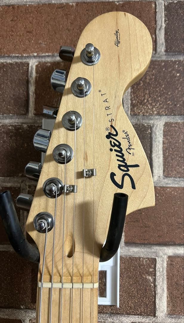 s*o様 早い人勝ち　スクワイヤー　ストラトキャスターリア、センター交換、バンド