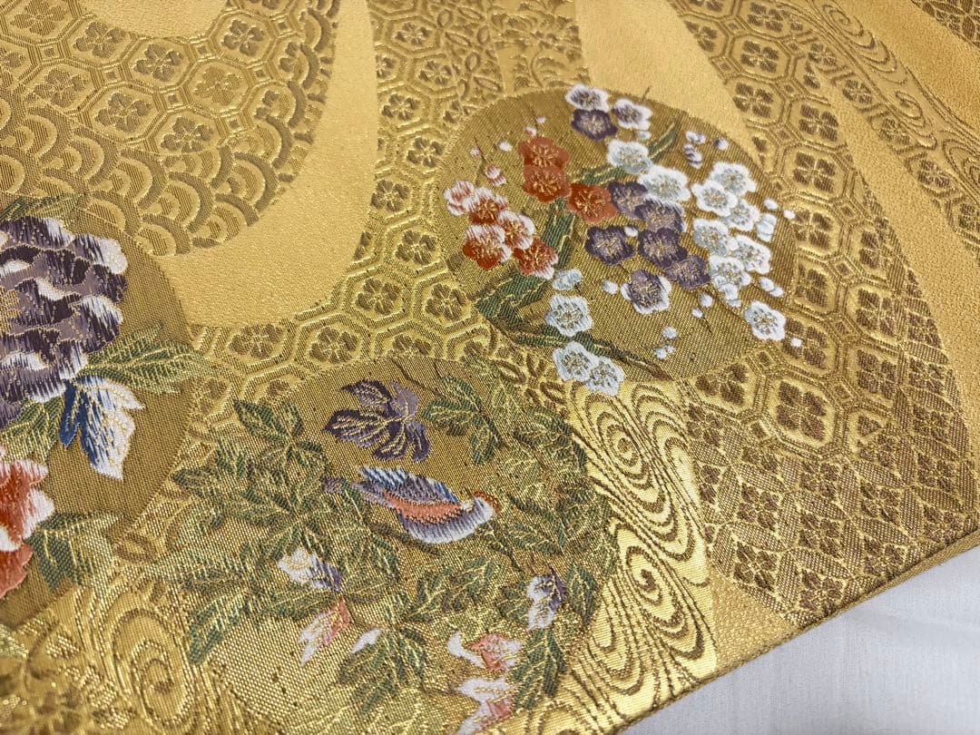 A5美品 花々 流水 葡萄 唐草唐花 華文 七宝 青海波 金糸 正絹 六通 袋帯