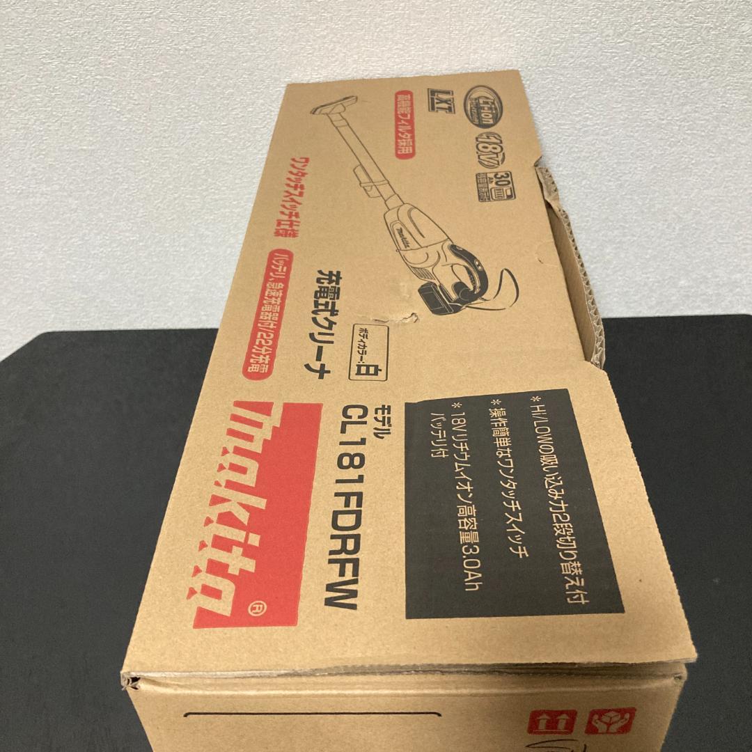 【新品】マキタ 充電式クリーナー CL181FDRFW 18V バッテリー付