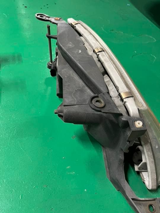 アバロンMCX10純正左右ヘッドライト希少品