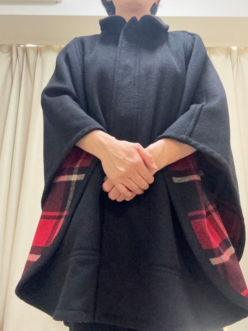 値下げ中！(美品　アメリカ購入)コーチ ポンチョ 内側チェック柄 フード2way