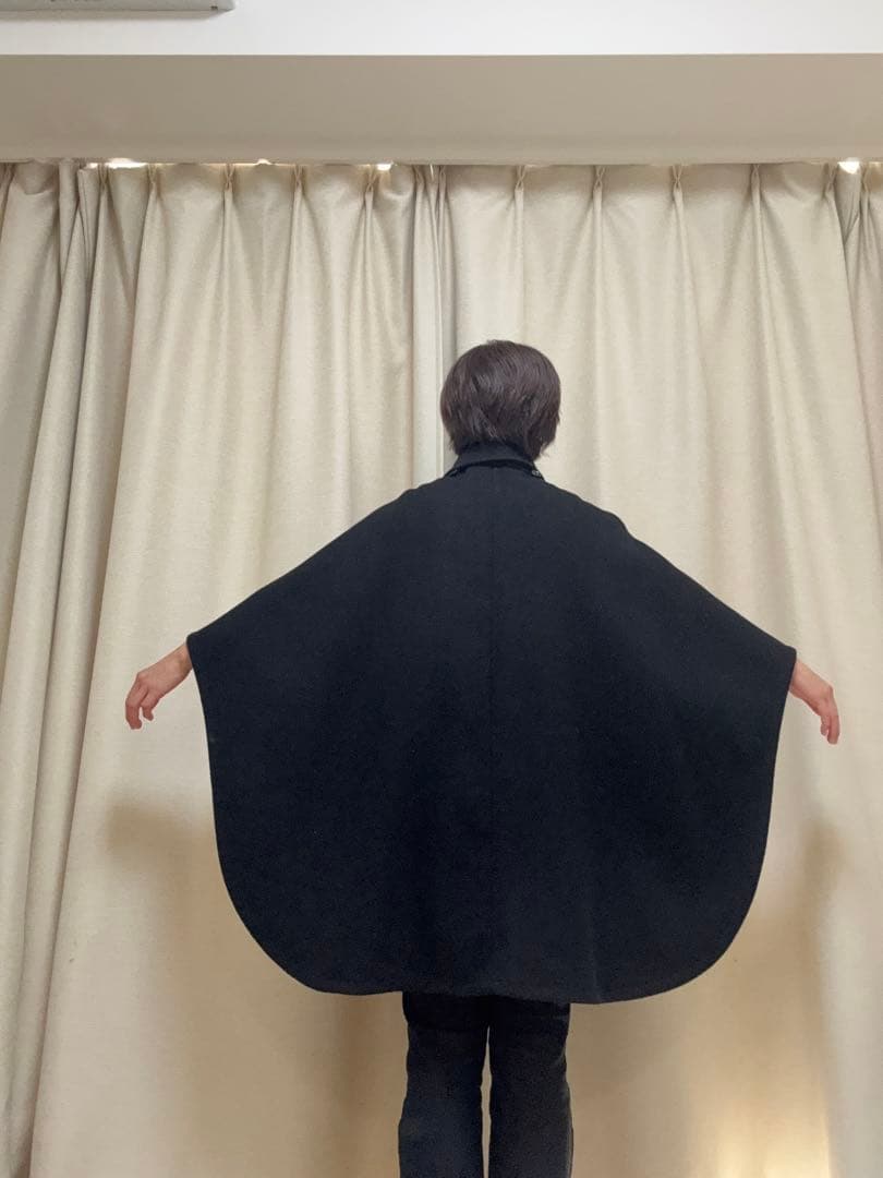 値下げ中！(美品　アメリカ購入)コーチ ポンチョ 内側チェック柄 フード2way