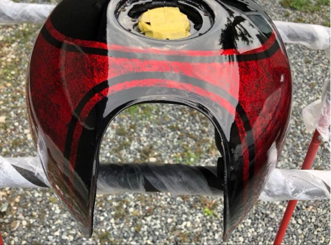 ゼファー400 ガソリンタンク　火の玉ラップ塗装