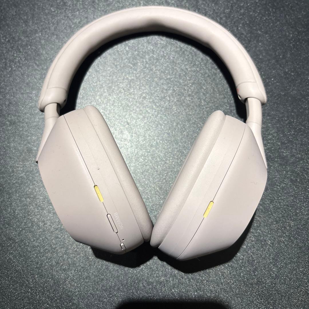 SONY　WH-1000XM5 　　　　　　　　　　　　スモーキーピンク