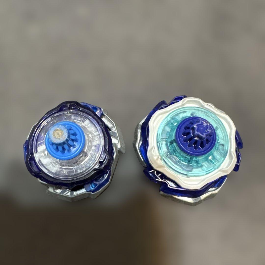 ベイプレードドーム✖️2台　駒✖️10個スターターセット