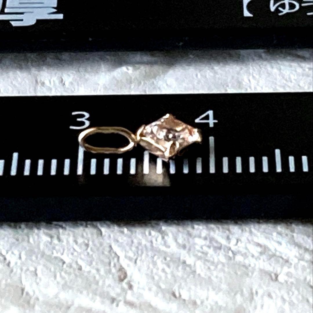 フェナカイト 10金 ペンダントトップ スクエア