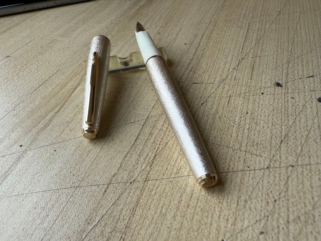 PLATINUM 万年筆　唐草　18K 激レア！