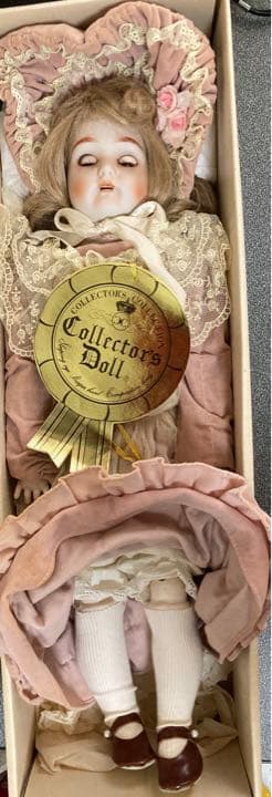 アンティックドール