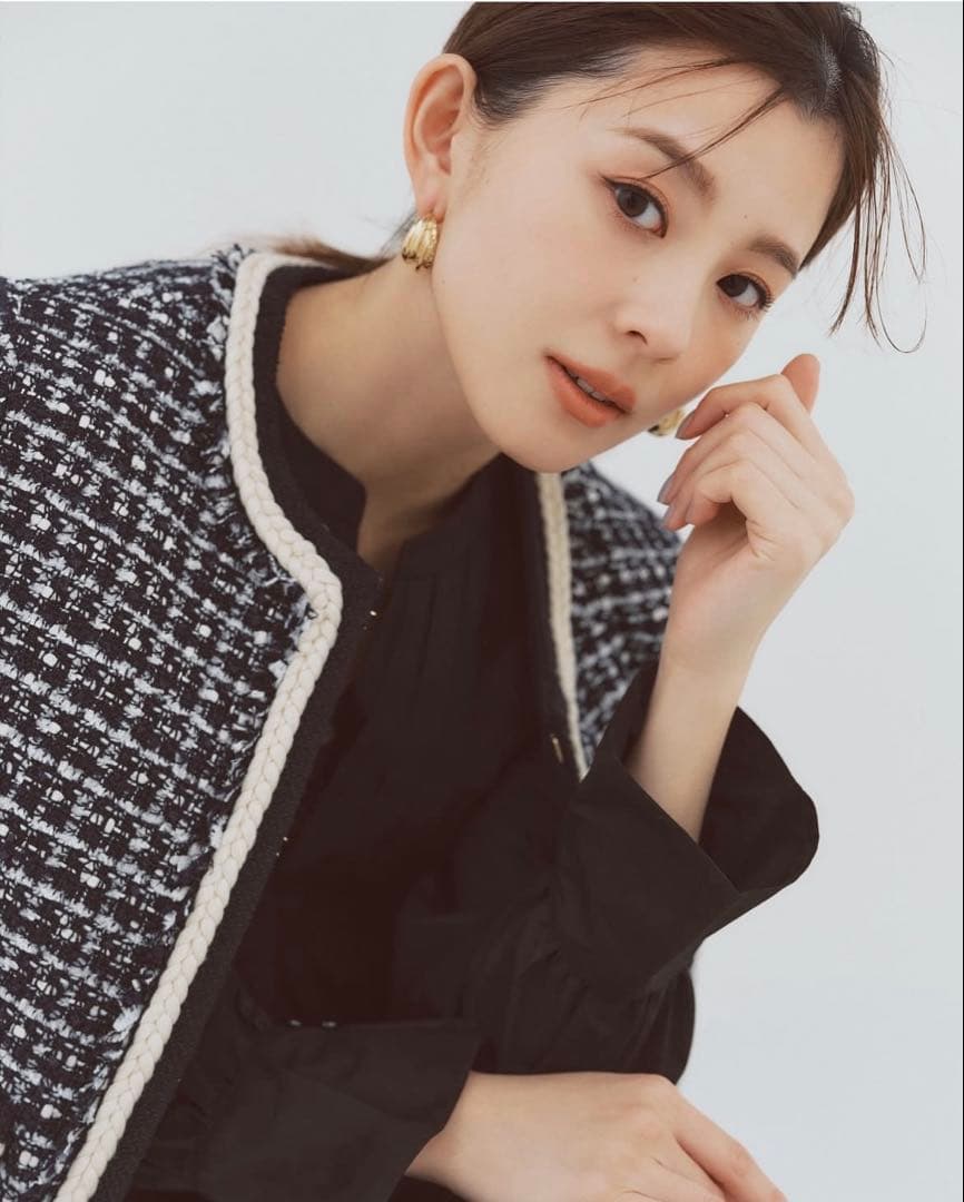 JUSGLITTY トリコツイードジャケット