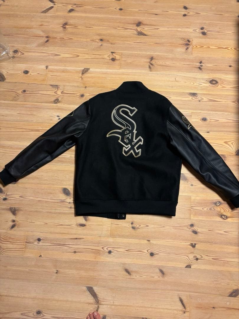 ホワイトソックス・スタジャン