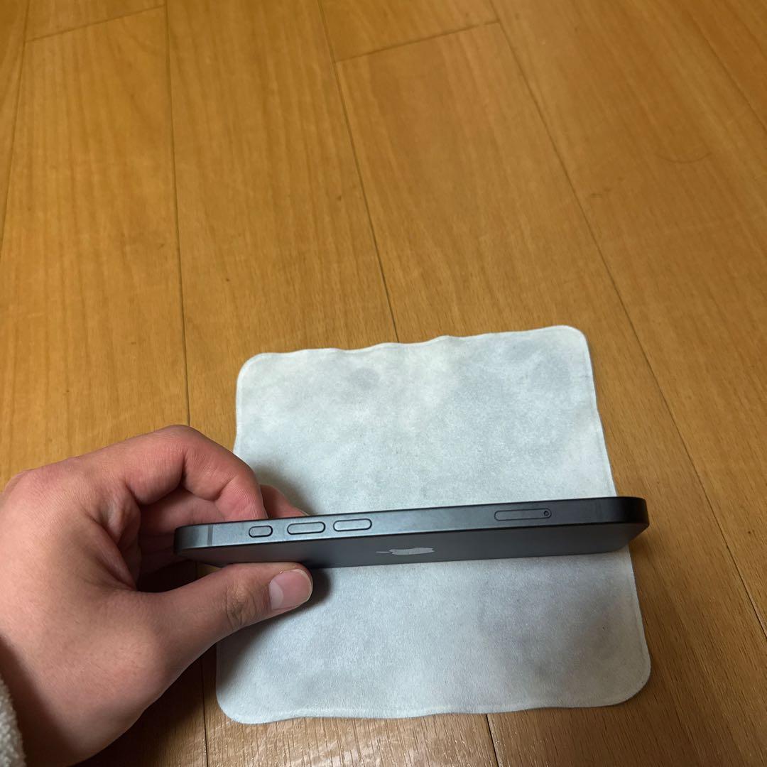 スマートフォン本体 iphone16e
