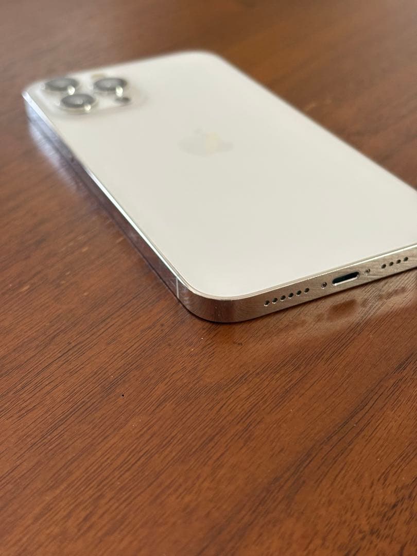 Apple iPhone 12 Pro Max 128GB ホワイト 本体