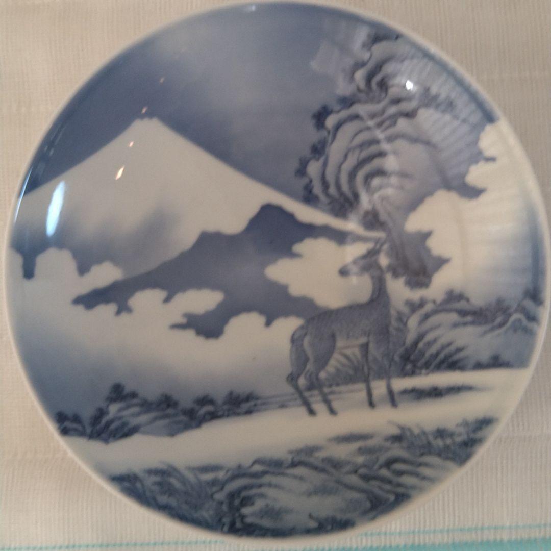 整理NO. 56鍋島染付櫛目高台皿（江戸中期）完品