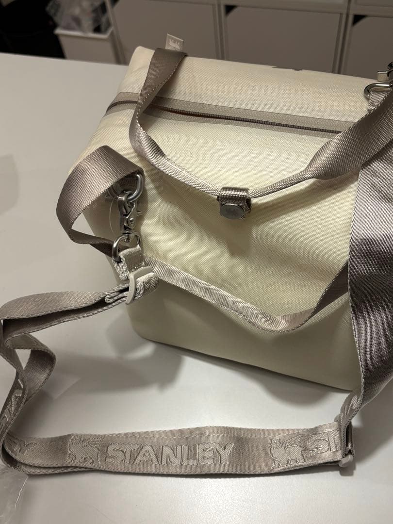 Stanley ランチバッグ クリーム色 新品