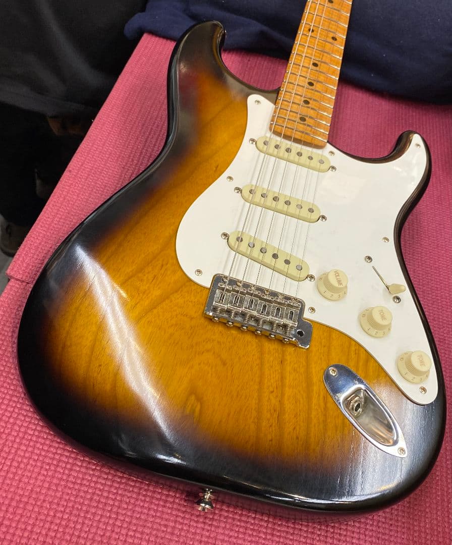 momose #1090 54年モデルストラトキャスター オーダー品