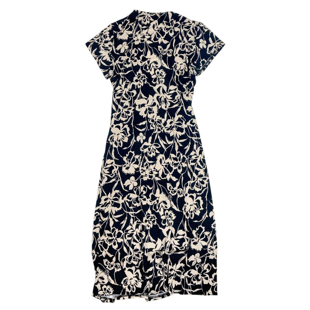 03T582☆ EGERIE 新品未使用 総柄 ストレッチ◎ ワンピース 春夏