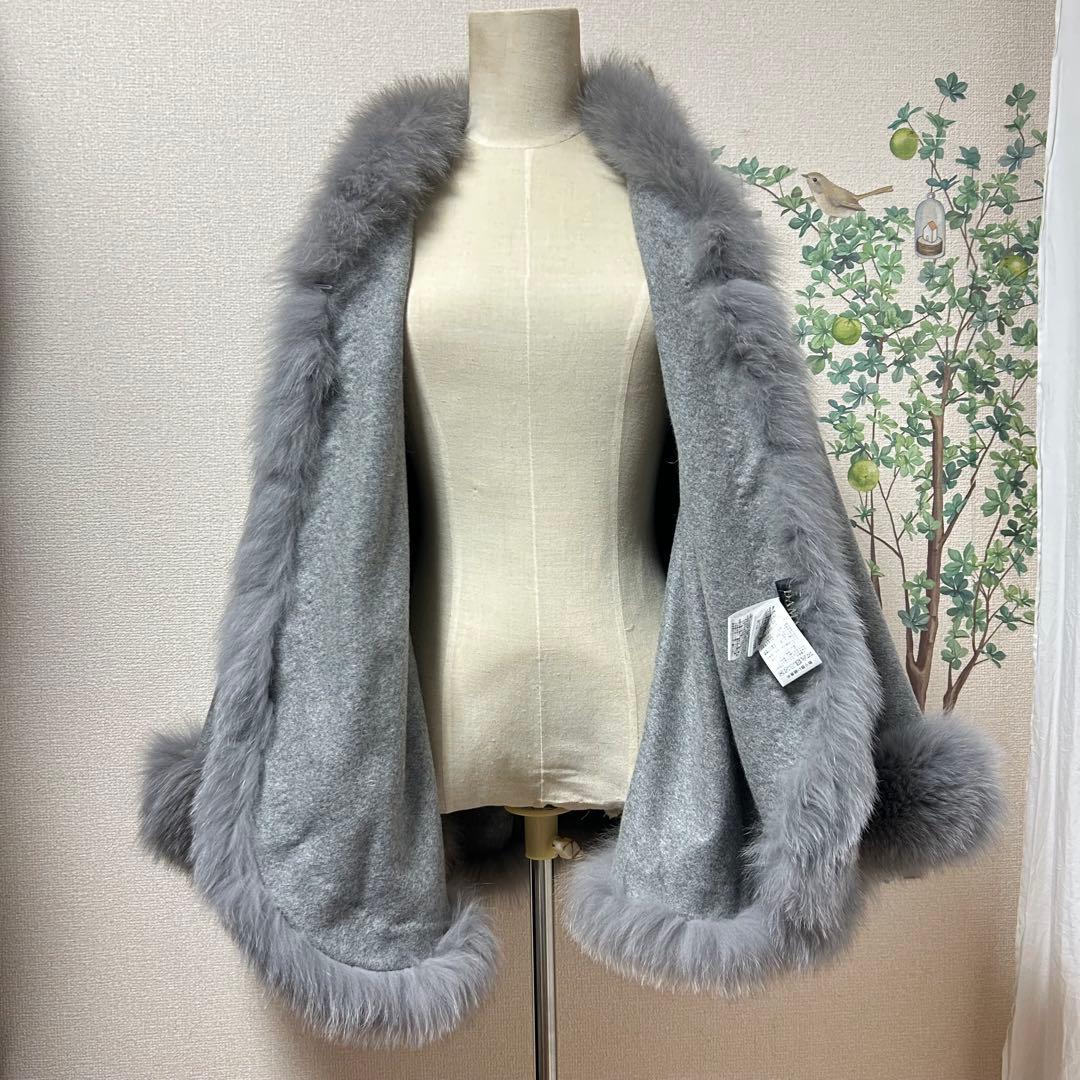 ダーマコレクション　ポンチョ　ケープコート　カシミヤ100%