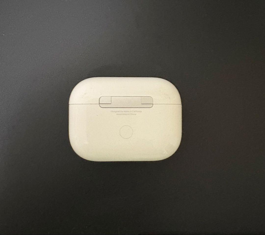 AirPods Pro2 第2世代 オマケカバー付 最終セール‼️