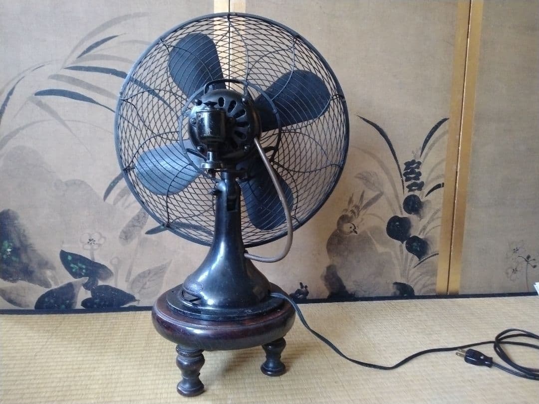 7月迄！極美品　安全安心なオーバーホール済み　別誂え台付アンティーク扇風機　骨董