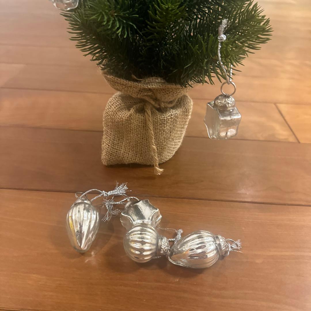 RSグローバルトレード社　卓上クリスマスツリー　プラスティフロアー