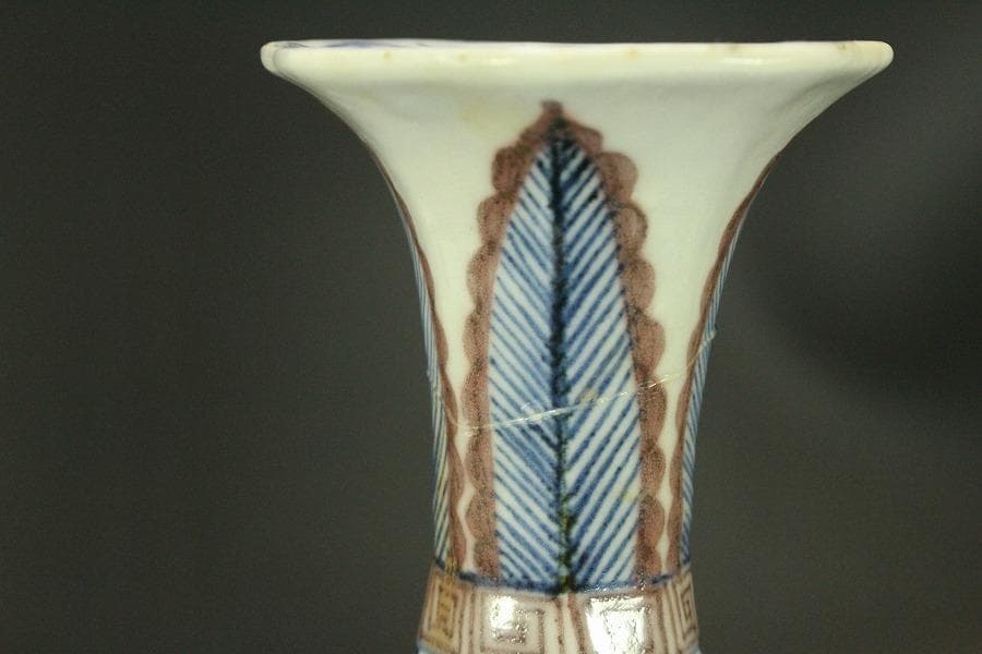 中国美術 青花紅 蓮花紋 八方瓶(A817)