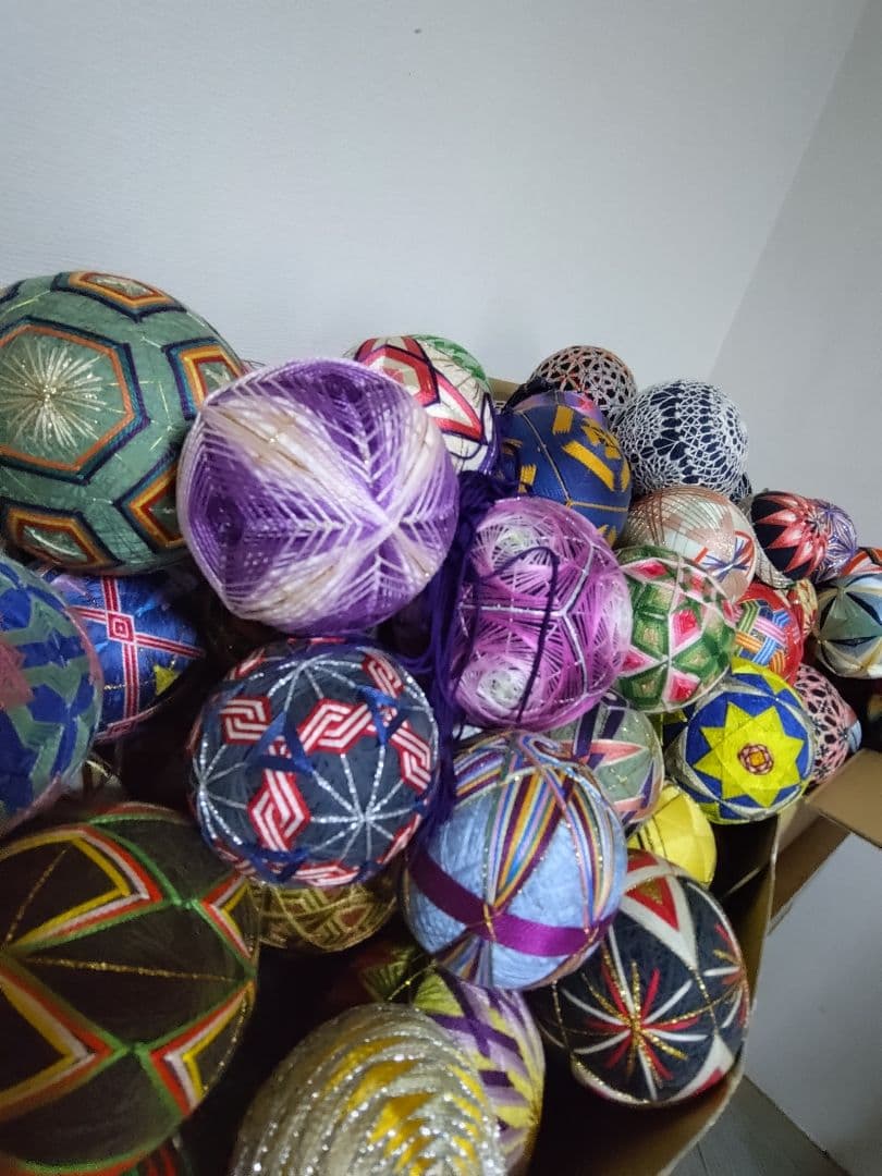 みー　ハンドメイド手鞠160個超①