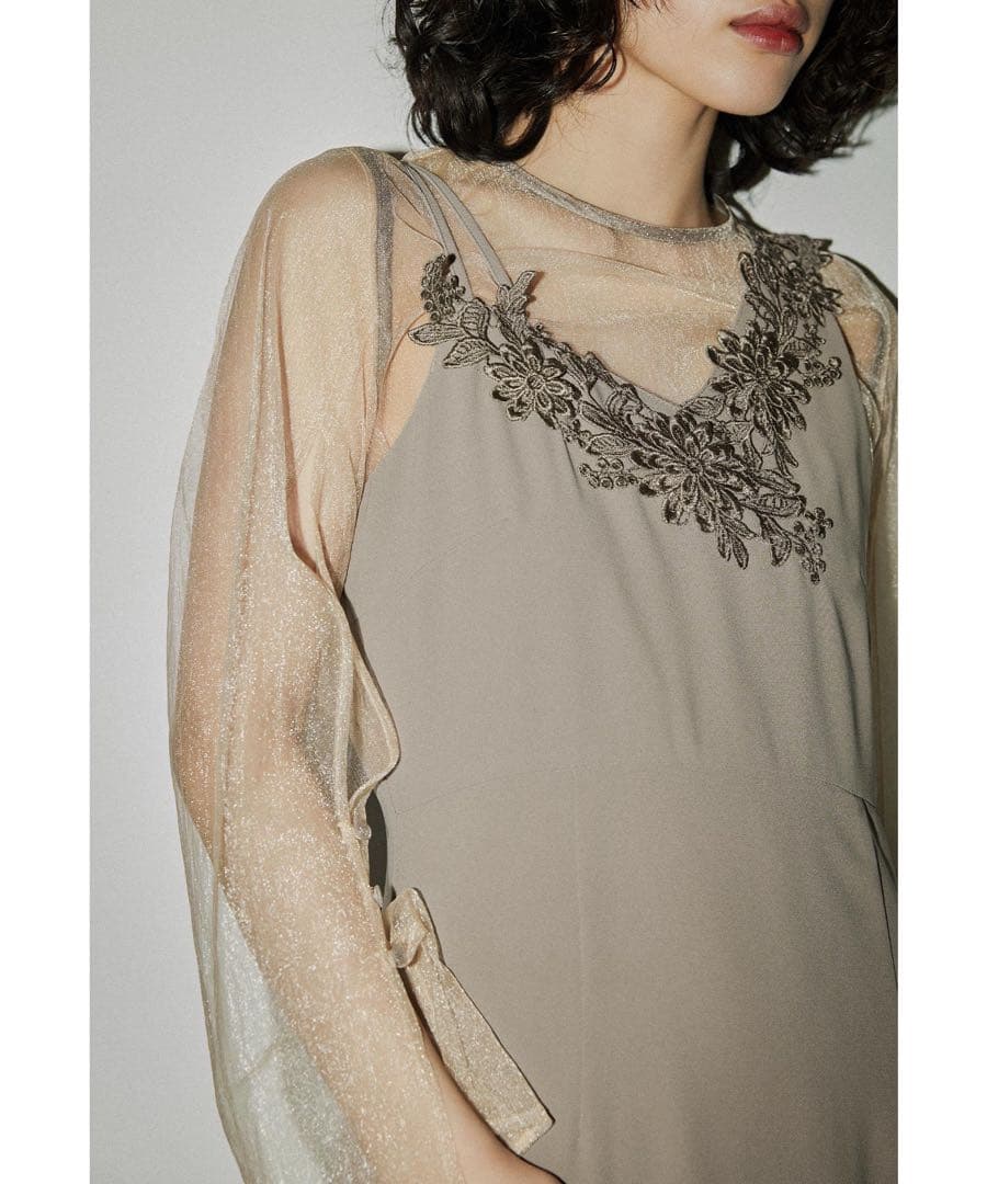 niana チュールレイヤードレースデザインドレス