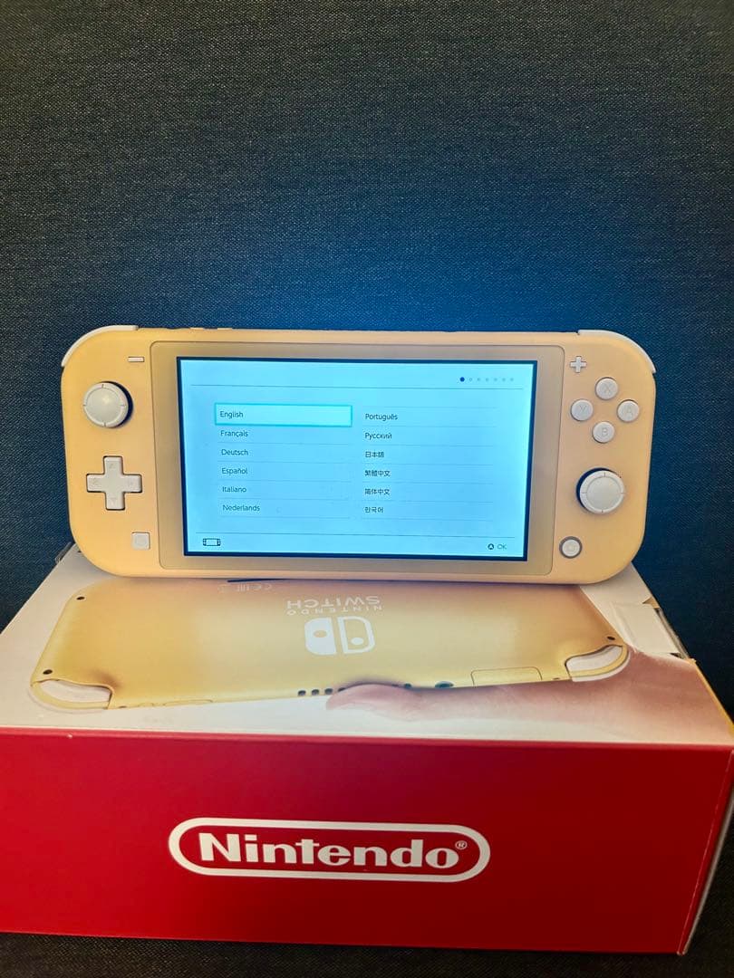 Nintendo Switch Lite イエロー 本体　32GBSDカード付き