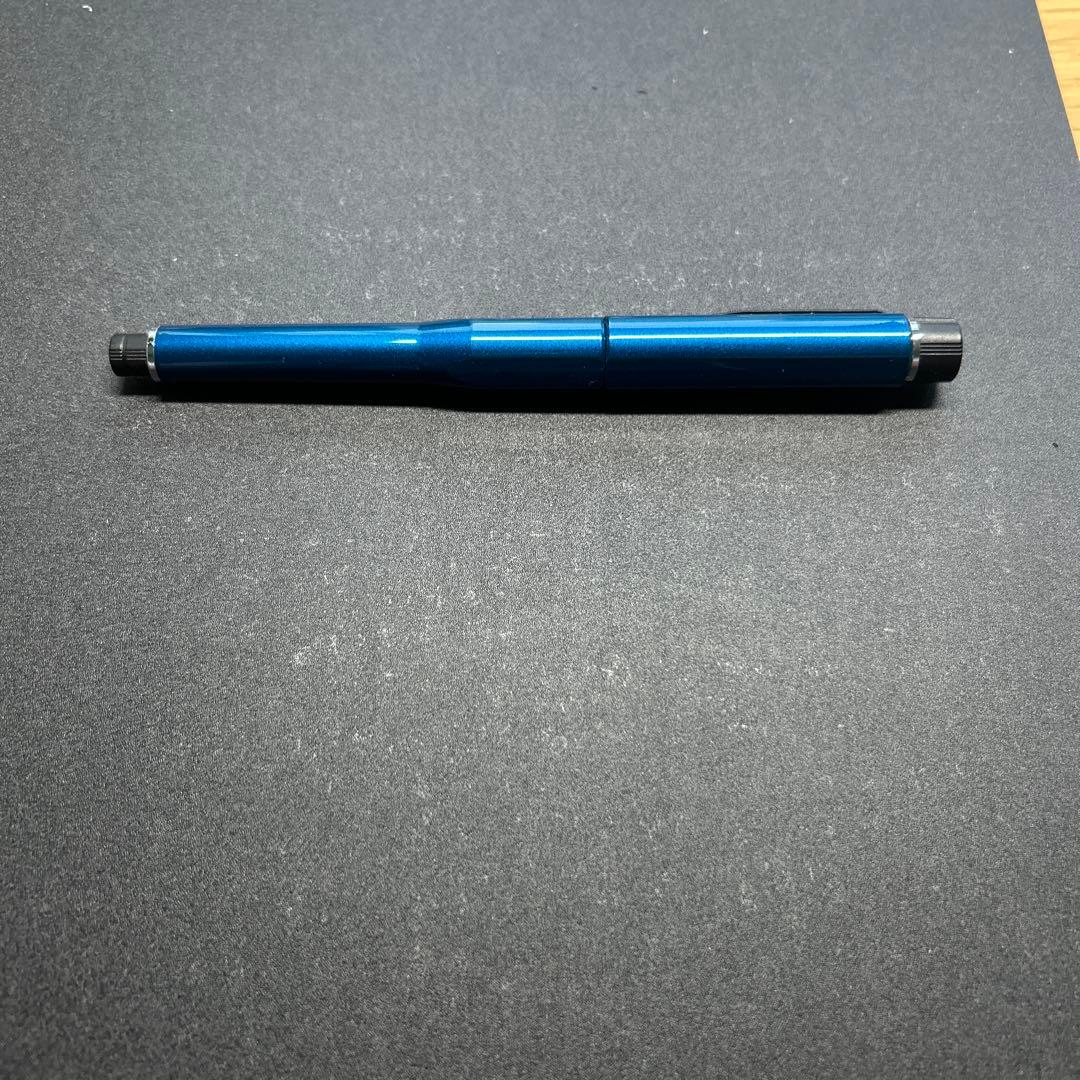 Uni クルトガダイブ　グランブルー　0.5mm