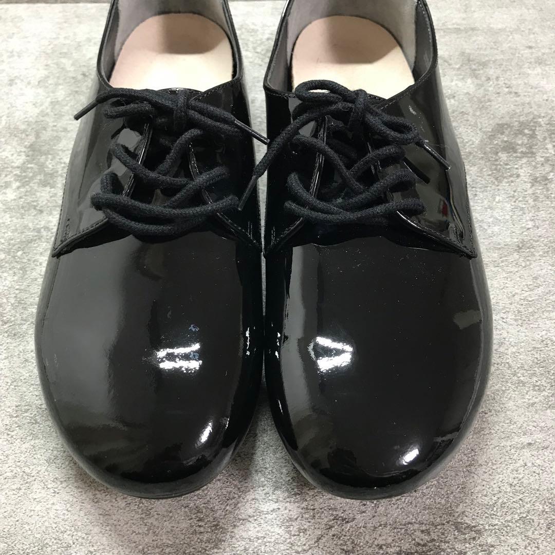 【未使用級】BIRKENSTOCK SAUNDERS ブラック　エナメル　40