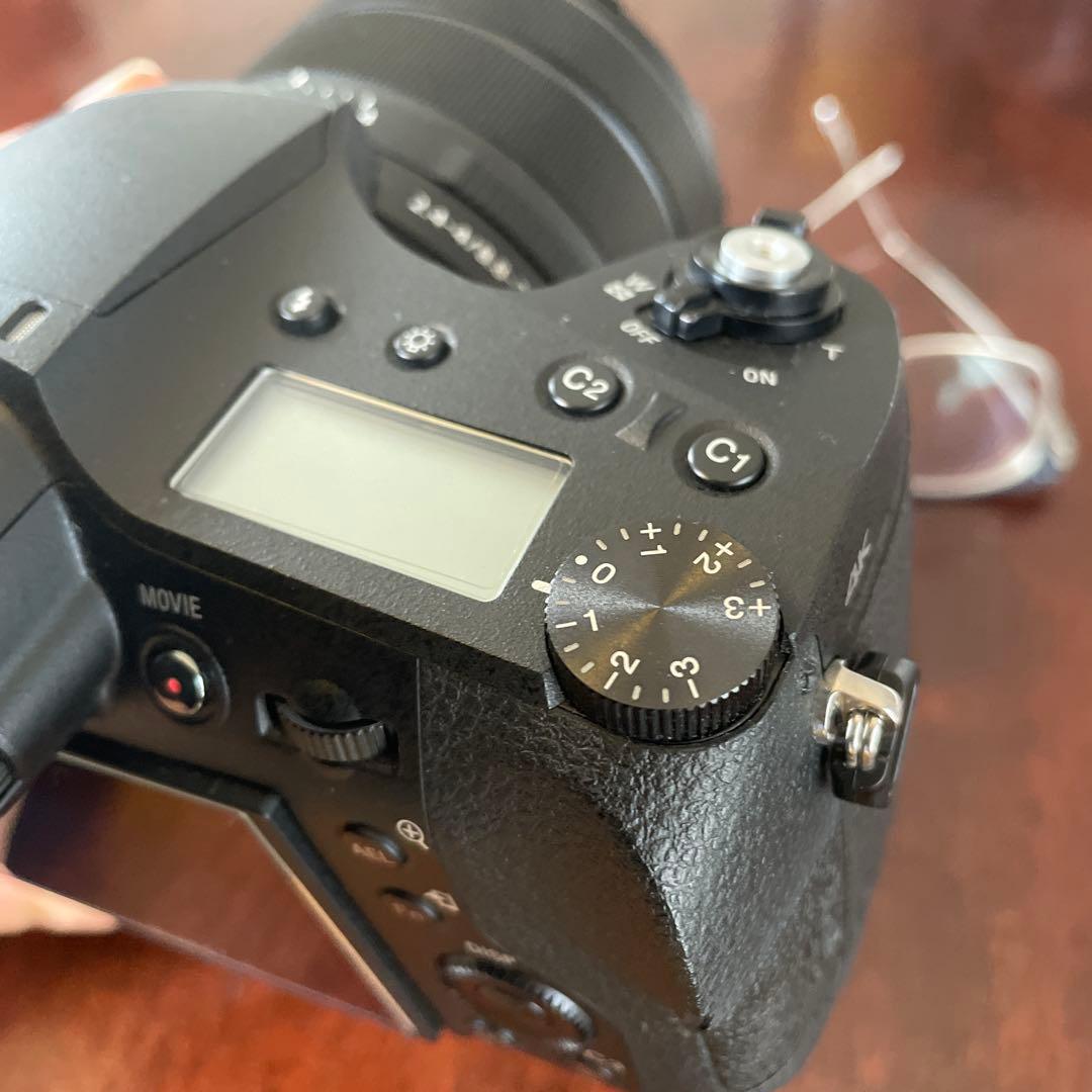 【良品】 SONY Cyber-shot DSC-RX10M4