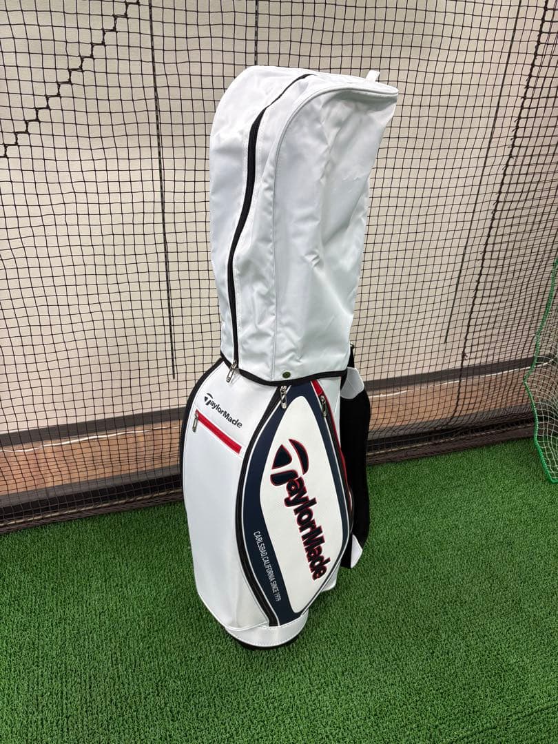 未使用新品　テーラーメイド　トゥルーライト　キャディバッグ