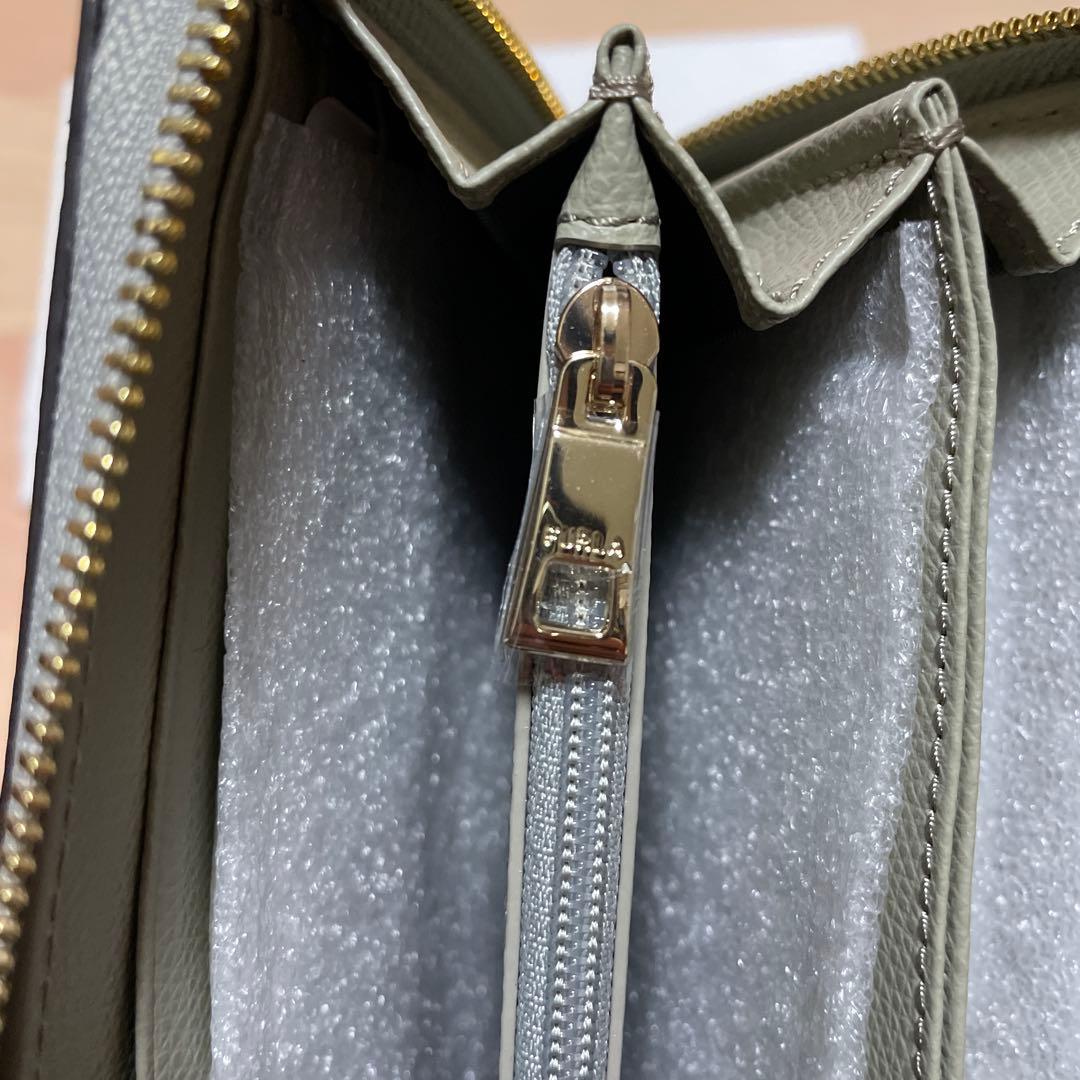 [新品未使用] FURLA カメリア XLラウンドファスナー長財布