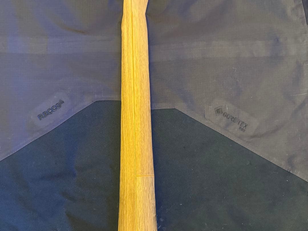 ピークパフォーマンス　GORE-TEXスノーウェア　上下セット