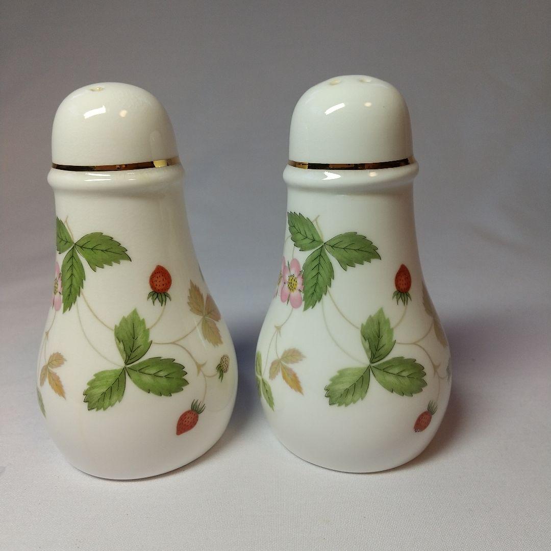 ウェッジウッド　ワイルドストロベリー　塩、胡椒入れ