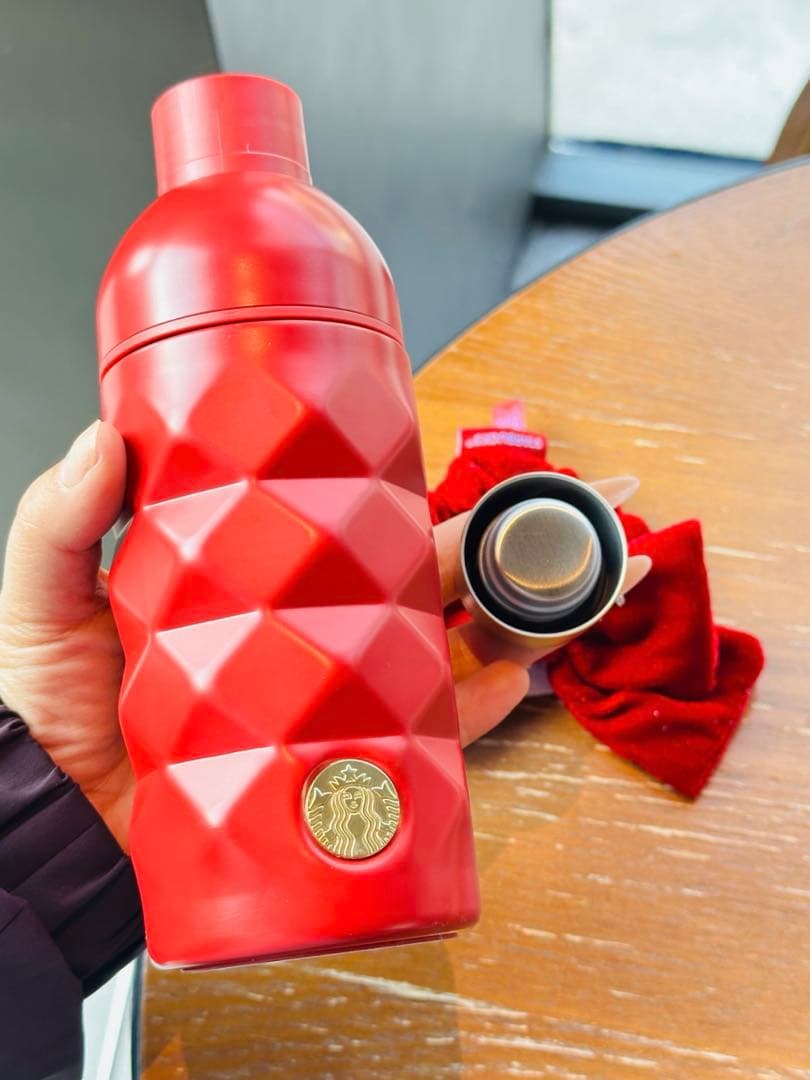 海外限定 Starbucks ステンレスボトル リボンチャーム付き