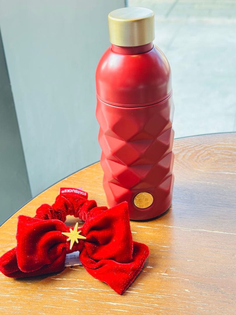 海外限定 Starbucks ステンレスボトル リボンチャーム付き