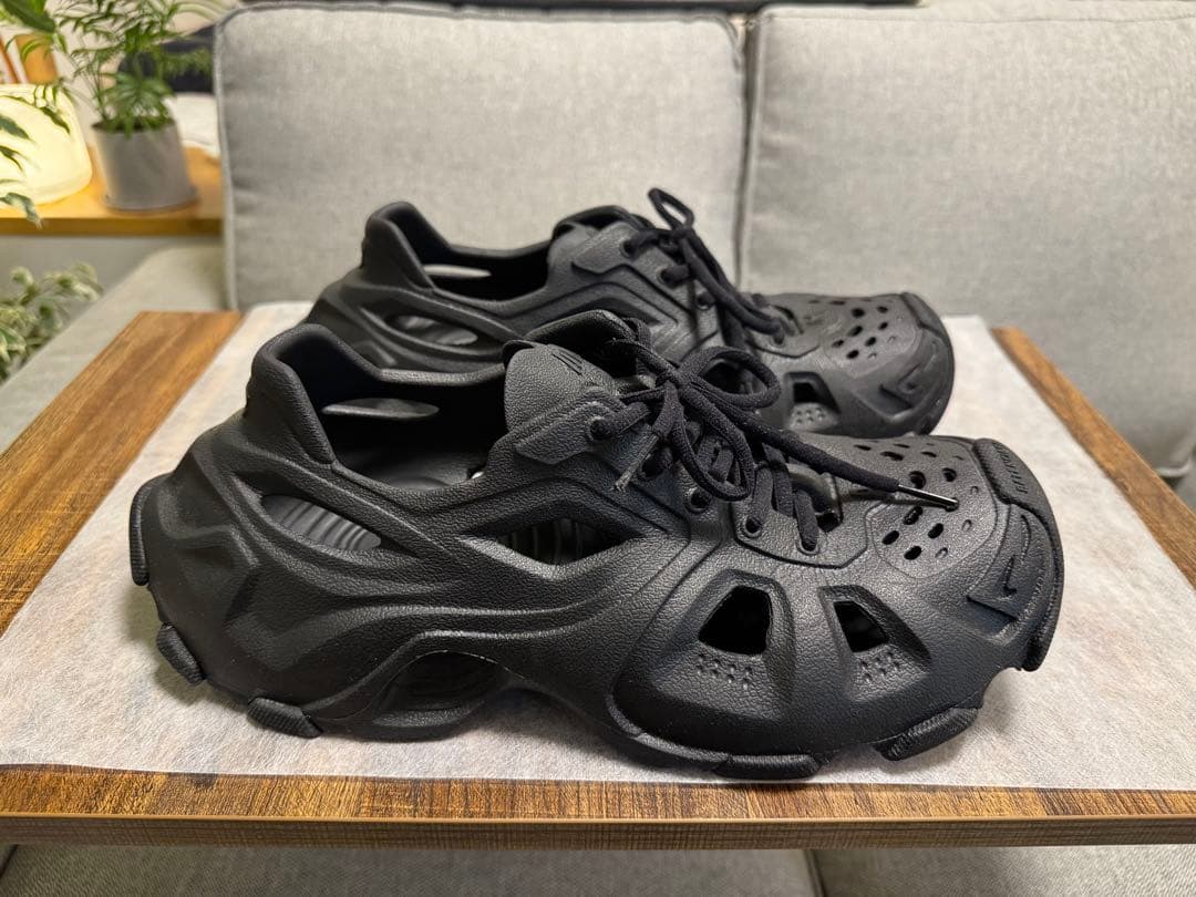 美品 BALENCIAGA バレンシアガ カットワーク レースアップスニーカー