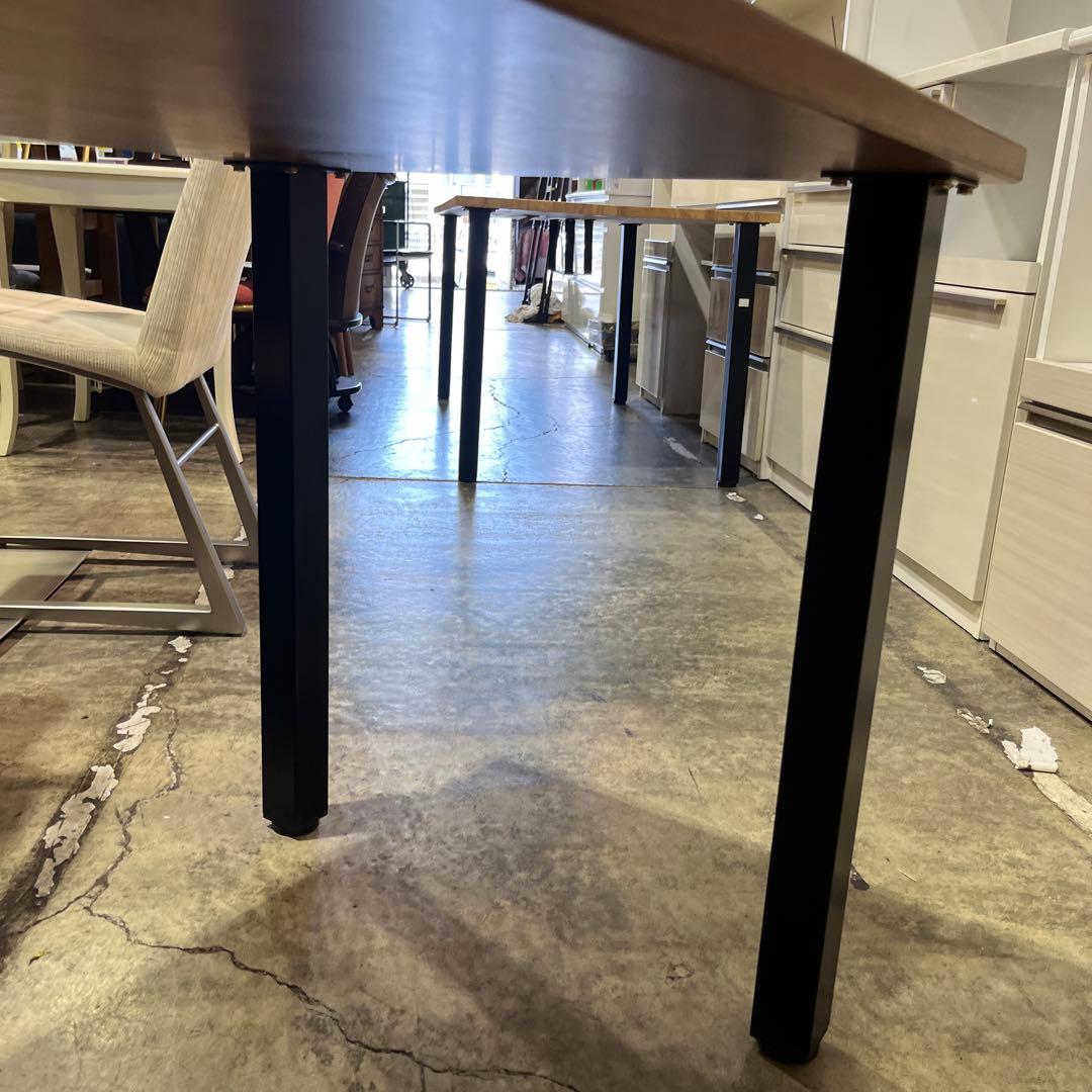 【THE TABLE】 /ラバーウッド ブラウン × Black Steel