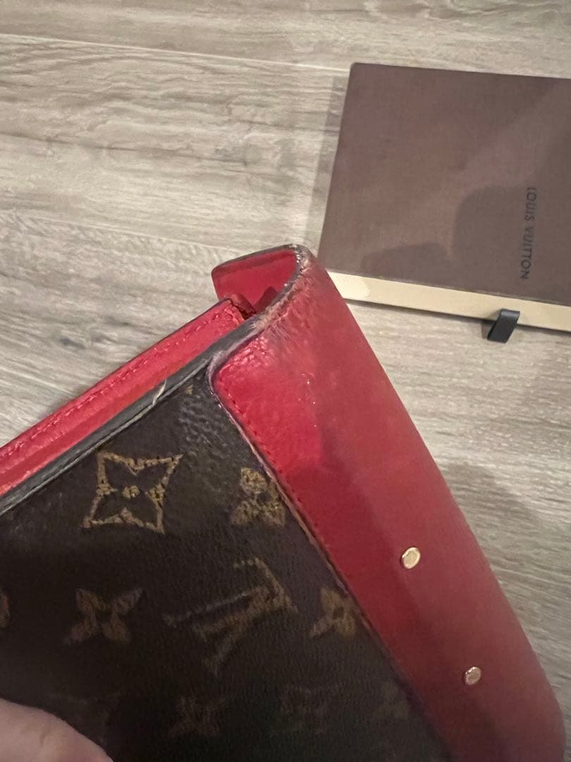 Louis Vuitton 長財布 黒/赤